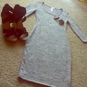 3/4 Sleeve Gray Midi Dress